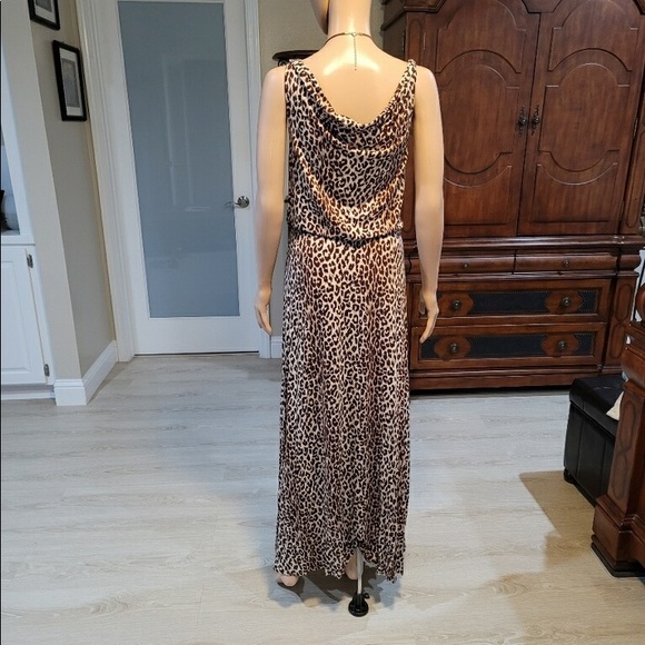 Printed evening gown - Picture 2 of 2